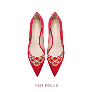 miss found红色秀禾婚鞋女新娘中式刺绣婚纱两穿高跟鞋低跟粗跟