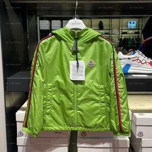 意大利奥莱 moncler 男童连帽薄夹克外套 HATTAB 嫩绿色 6A 6岁