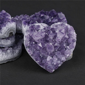 心形原矿水晶簇摆件天然乌拉圭深紫晶原石消磁洞招财标本紫色家居
