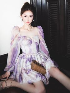 紫色扎染超仙蓬蓬连衣裙温柔风法式系带露背短裙子海边度假花苞裙