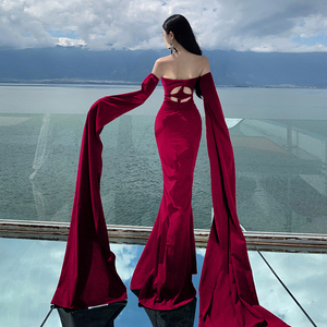 法式复古显瘦后背镂空宴会气质红色抹胸连衣裙高级感飘带晚礼服裙