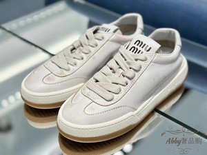 Miumiu缪缪 24新款字母系带透气厚底休闲运动鞋做旧脏脏鞋女板鞋