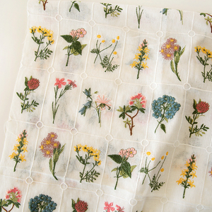 布悟新款镂空蕾丝花刺绣服装面料装饰韩版盖布料花卉植物纯棉纱布
