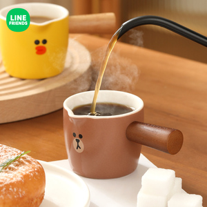 LINE布朗熊可爱精致小奶盅牛奶壶浓缩咖啡量杯奶杯木柄奶罐防烫