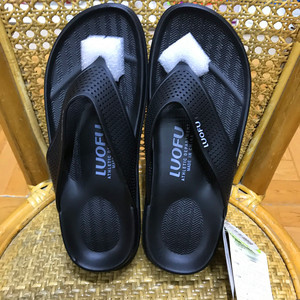 正品男夏季人字沙滩旅行防滑日常休闲海边平底塑料夹脚拖鞋