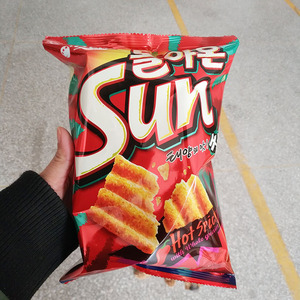 韩国进口好丽友sun太阳玉米片膨化80g薯片锅巴办公室整箱12袋