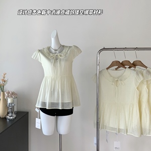 雅依初晴清茶设计感杏色新中式波点衬衫女夏减龄镂空绑带上衣