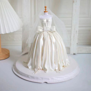 网红创意烘焙蛋糕装饰 橱窗婚纱模特摆件甜品台派对装扮复古衣架