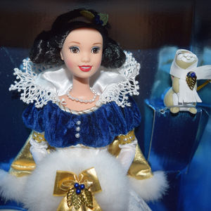 发 Barbie Disney Snow White Holiday 1998 白雪公主芭比娃娃