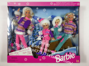 发 Barbie Winter Holiday Sledding Fun 1995假日滑雪芭比娃娃