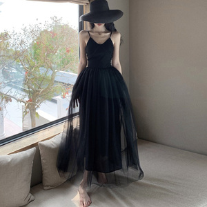 法式黑色气质纱料吊带裙复古芭蕾风收腰显瘦设计感显瘦长款连衣裙