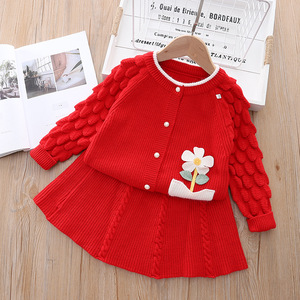 女童新年红毛线衫套装裙秋冬装小女孩针织圆领开衫外套短裙两件套