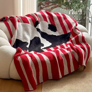 可爱大熊猫毛毯客厅沙发盖毯办公室午睡披肩毛巾被薄款单人午休毯