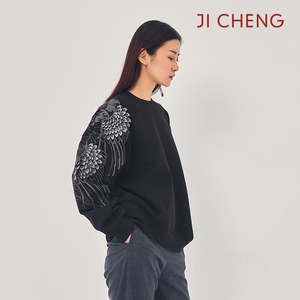 Ji Cheng中国设计师原创吉承金银线翅膀刺绣卫衣情侣潮流圆领2445