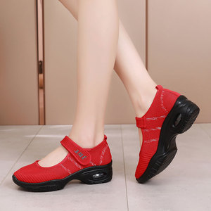 舞蹈鞋女打鼓鞋子新款老北京红布鞋红色夏广场舞鞋女鞋跳舞专用鞋