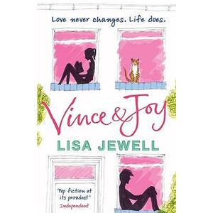 【4周达】Vince and Joy : The unforgettable bestseller from the No. 1 bestselling author of The Family... [9780141012186]