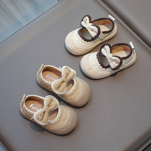 春秋季女宝宝鞋子0一1-2岁小童公主防滑软底婴儿小皮鞋女童学步鞋