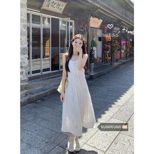 kumikumi气质白色提花抽绳吊带连衣裙女夏季收腰A字裙中长款裙子