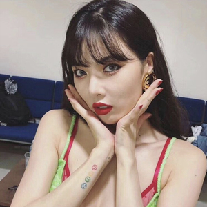 金泫雅明星同款彩色卡通笑脸手臂手腕韩系可爱少女纹身贴一张六组