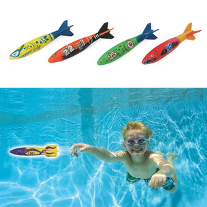 外销儿童戏水大鲨鱼潜水圈训练玩具 小孩游泳池鱼雷水下抓取教具