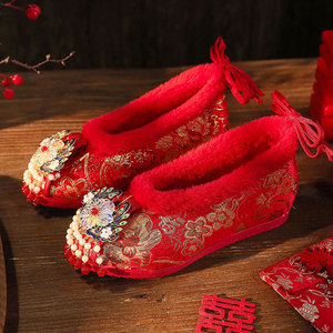 秀禾婚鞋女款冬季加绒新娘婚鞋古风绣花鞋红色中式内增高汉服鞋子