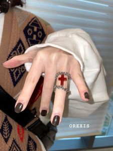仙莉丝 原创红色ins风十字架时尚个性钛钢情侣戒指女小众设计新款