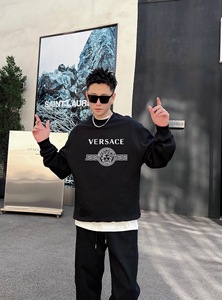 Versace/范思哲2023新款胸前字母印花logo美杜莎图案休闲圆领卫衣