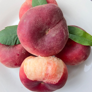 新疆蟠桃孕妇应季水果新鲜桃子时令生鲜特级大果当季鲜果整箱顺丰