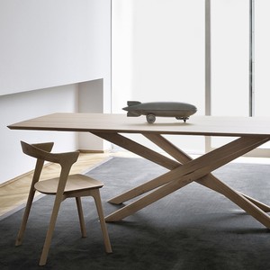 北欧全实木创意餐桌现代简约洽谈长桌工作台设计师书桌极简办公桌