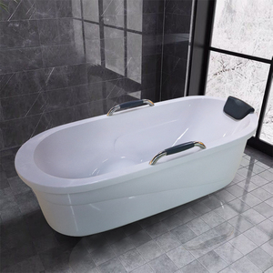 浴缸小型成人泡澡桶带水龙头恒温单人浴缸家用浴桶实用省水浴场用