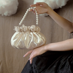 珍珠手提包包女2024新款高级感精致复古配旗袍晚宴小众设计斜挎包