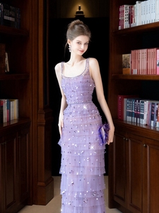 宴会晚礼服今年流行漂亮风情万种气质高端精致紫色吊带连衣裙女夏