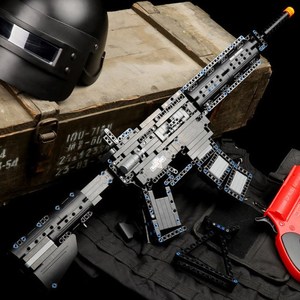 双鹰M4A1步枪男孩积木可发射子弹AK47AWM狙击枪益智拼装玩具礼物