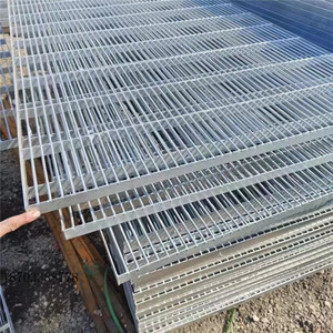 热镀锌鸽舍专用地网铁格栅养殖猪狗笼专用棚漏粪板底网排水沟盖板