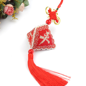 白字红底三面绣串珠材料包 平安福挂件小格塑料布精准印花十字绣