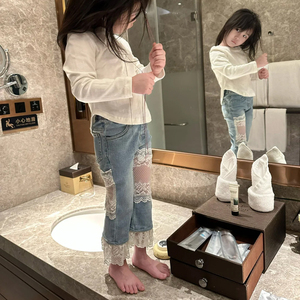韩国童装儿童裤子2024春夏新款女童时尚气质蕾丝拼接牛仔裤喇叭裤