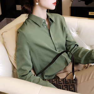 抹茶绿色轻熟通勤复古垂感暗门襟女士衬衫春秋法式上衣高级感衬衣