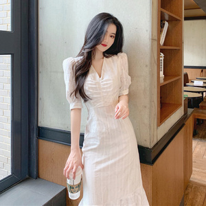 星芊菲夏季女装洋气简约气质通勤ol优雅显瘦白色连衣裙高级感时尚