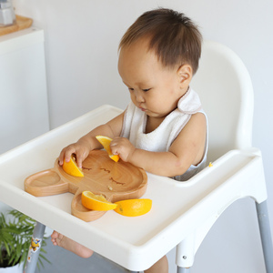 日式创意卡通木质餐盘儿童宝宝辅食木盘可爱分格动物托盘点心碟子