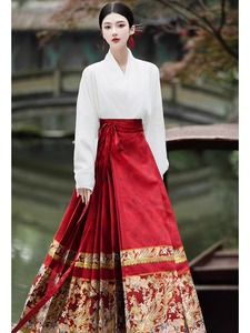 新中式复古红色马面裙敬酒服古典高级感中国风女装套装2024新款