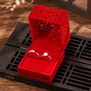 绒布戒指盒婚礼首饰盒翻盖空盒子求婚钻戒对戒盒子单个人气款