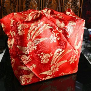 子图喜庆结婚娘家红布料新人婚礼用品女方刺绣包裹红布包袱