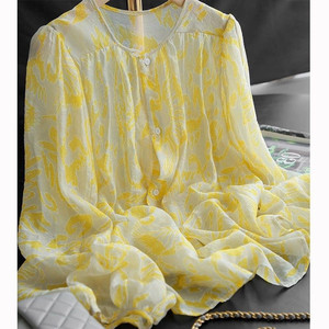 黄色碎花长袖防晒衬衫女夏季欧货法式设计感小众气质轻薄小衫上衣
