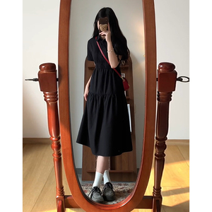 法式风琴褶黑色连衣裙女夏2024新款短袖学院风小个子收腰显瘦长裙