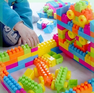 开发大脑的益智玩具儿童积木拼装大号颗粒塑料拼插男女宝宝小孩智