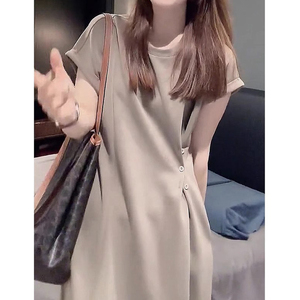 韩版通勤简约短袖连衣裙夏季纽扣设计感宽松显瘦中长款纯色t恤裙