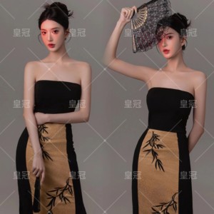 新中式复古中国风水墨画旗袍影楼拍照主题清冷感少女艺术写真服装