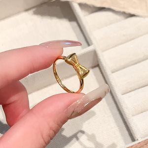 金色蝴蝶结钛钢戒指女小众设计素圈戒指女轻奢高级感尾戒食指环女