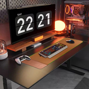 无线充电鼠标垫高档PU皮革智能RGB发光大号游戏垫办公桌面垫定制