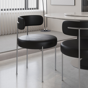 餐椅家用现代简约轻奢黑色软包皮坐垫金属不锈钢脚碳素刚腿餐桌椅